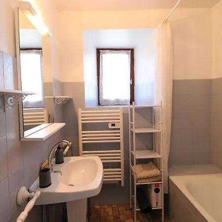 Ferienhaus Maison De Avec Jardin A - Calme, Nature, Cheminee, Proches Activites. - Fr-1-742-292 Arpajon-sur-Cere